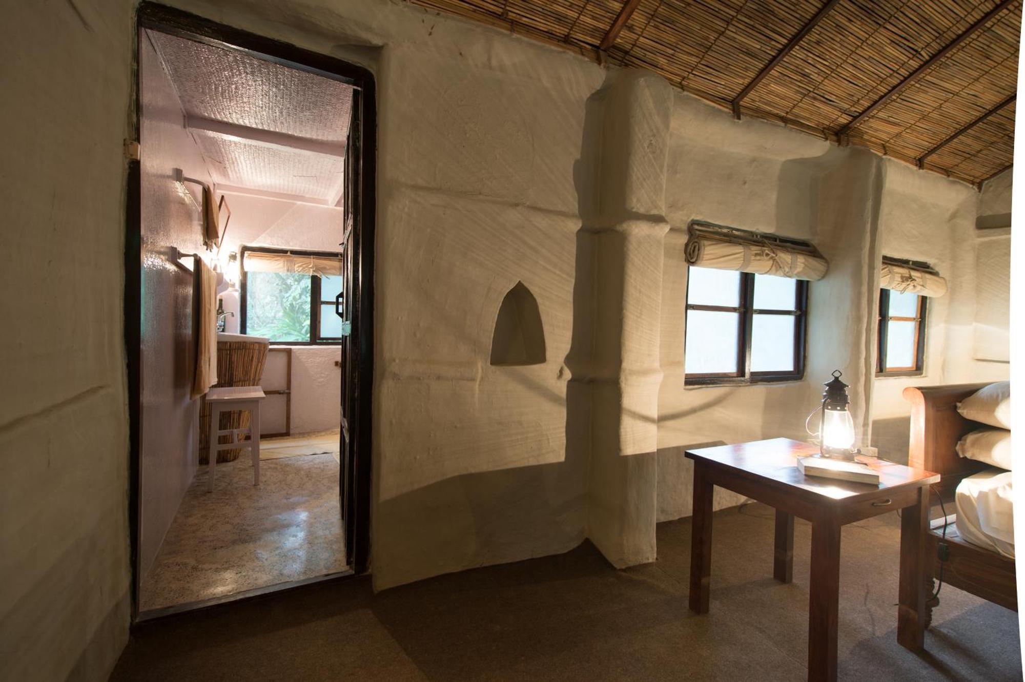 Tiger Tops Tharu Lodge&Elephant Camp Chitwan Eksteriør billede